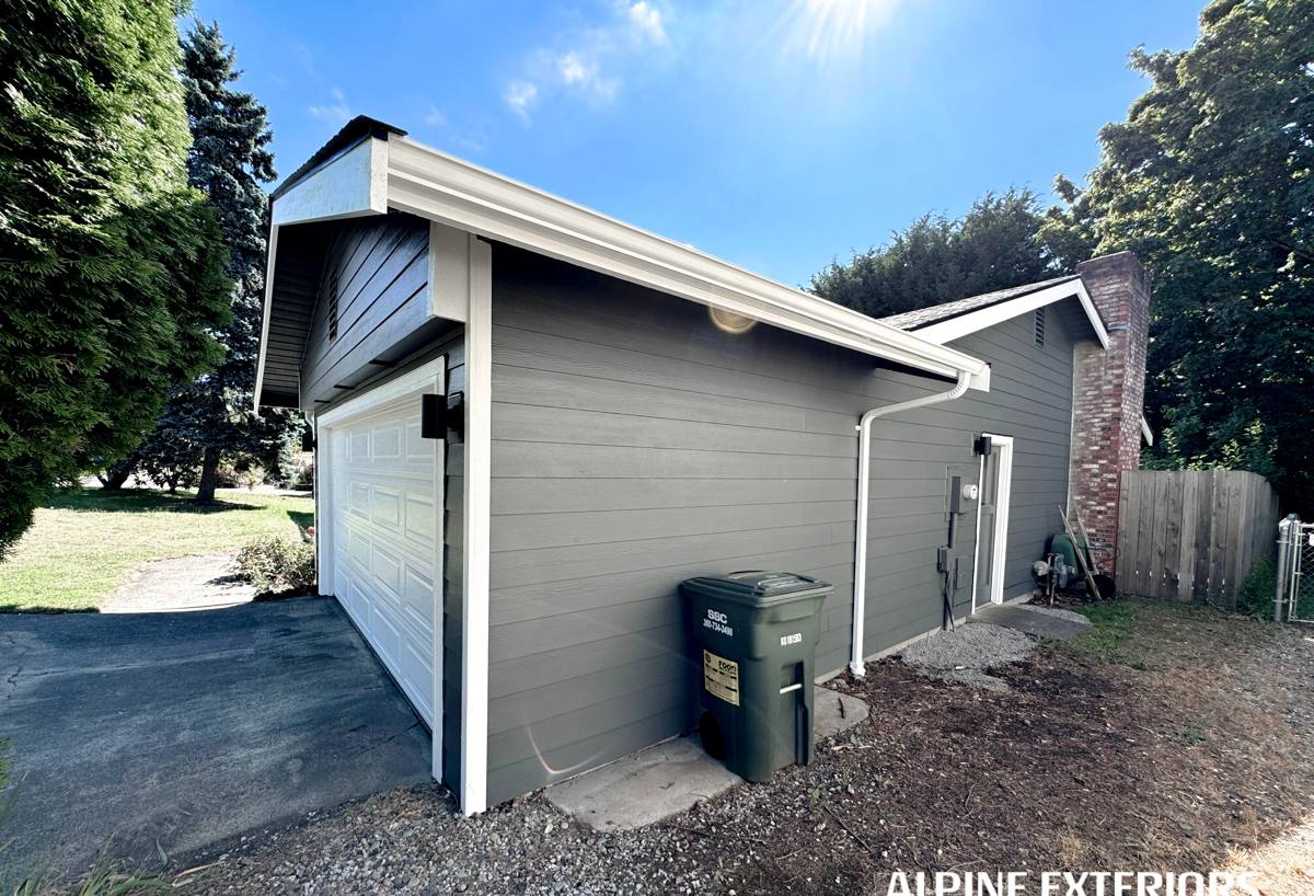 Semiahmoo Siding engineered wood siding in Semiahmoo, WA